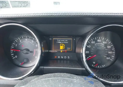 2016 Ford Mustang Ecoboost z USA, uszkodzony, nr VIN 1FA6P8TH8G5325813